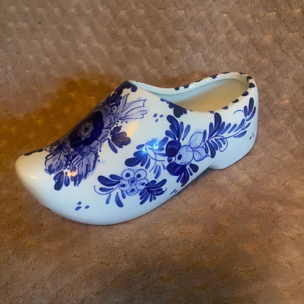 Vintage Delft Blauw Handpainted Porcelain Clog